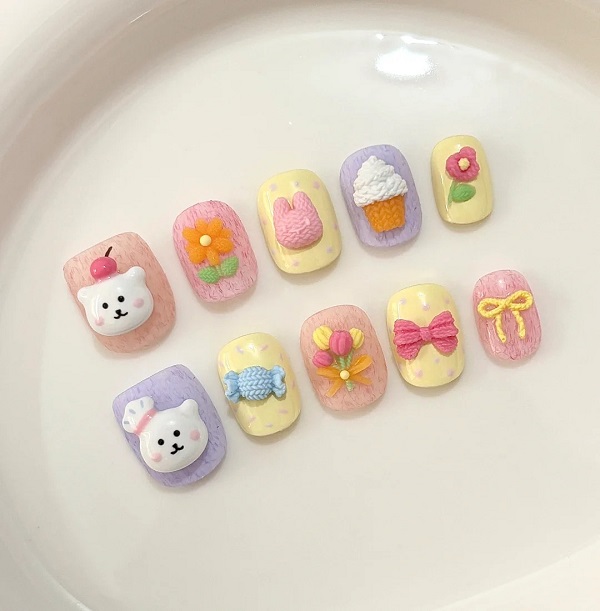 mẫu nail hoạt hình 14