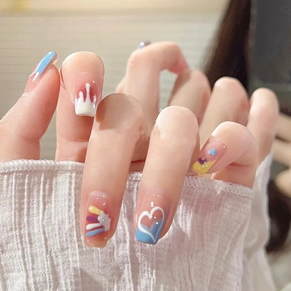 mẫu nail hoạt hình dễ thương