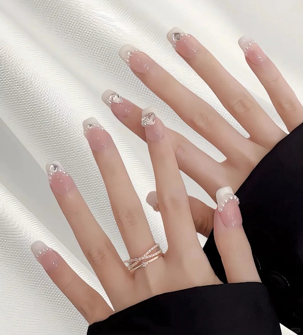 mẫu nail tay xinh nhẹ nhàng