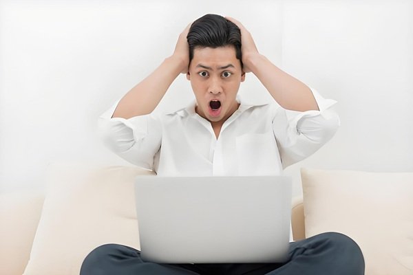 meme ôm đầu (30)