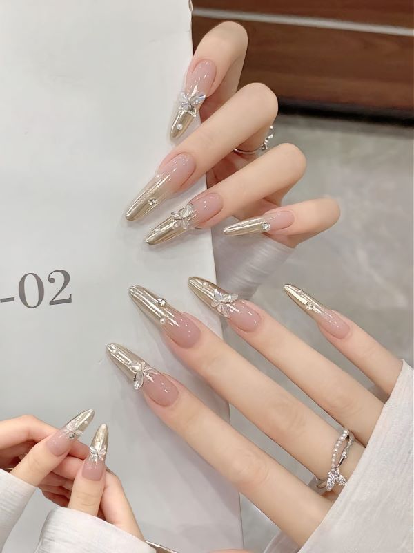 nail dài nhọn 10
