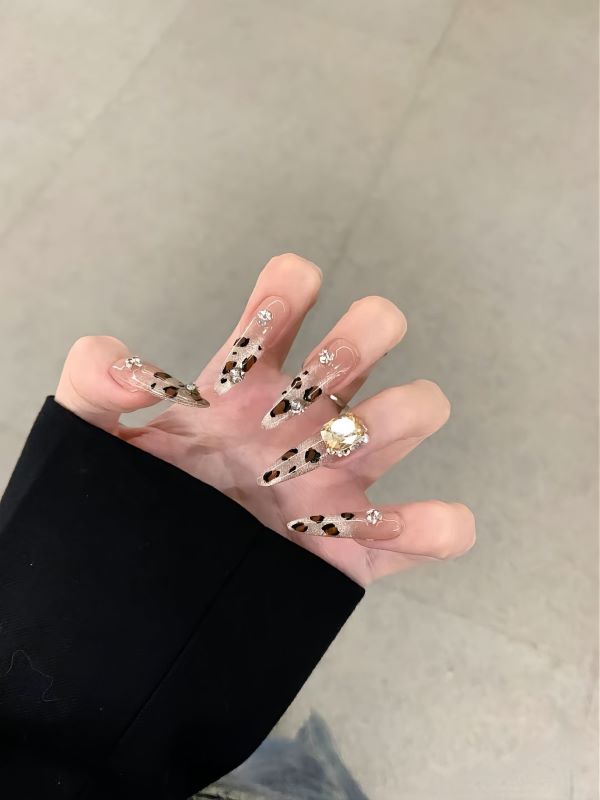 nail dài nhọn 13