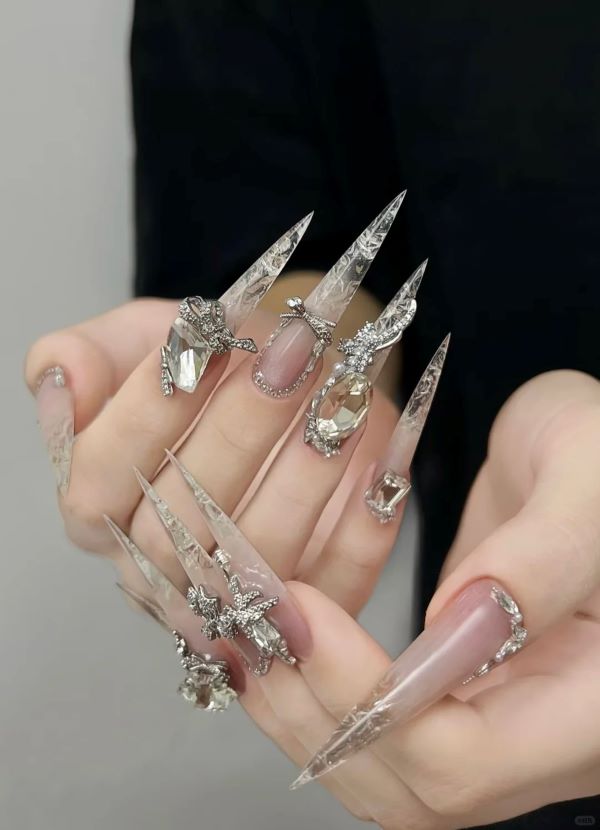 nail dài nhọn 21