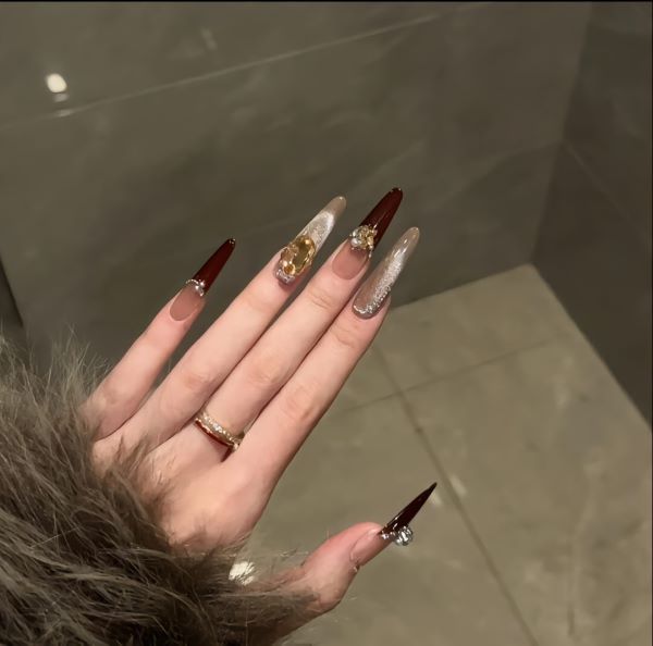 nail dài nhọn 3
