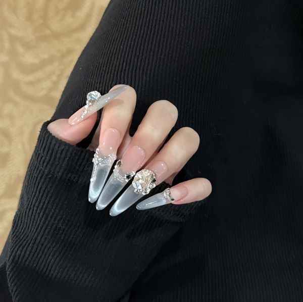 nail dài nhọn 6