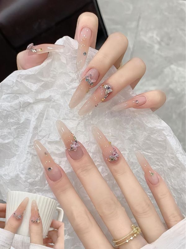 nail dài nhọn 9