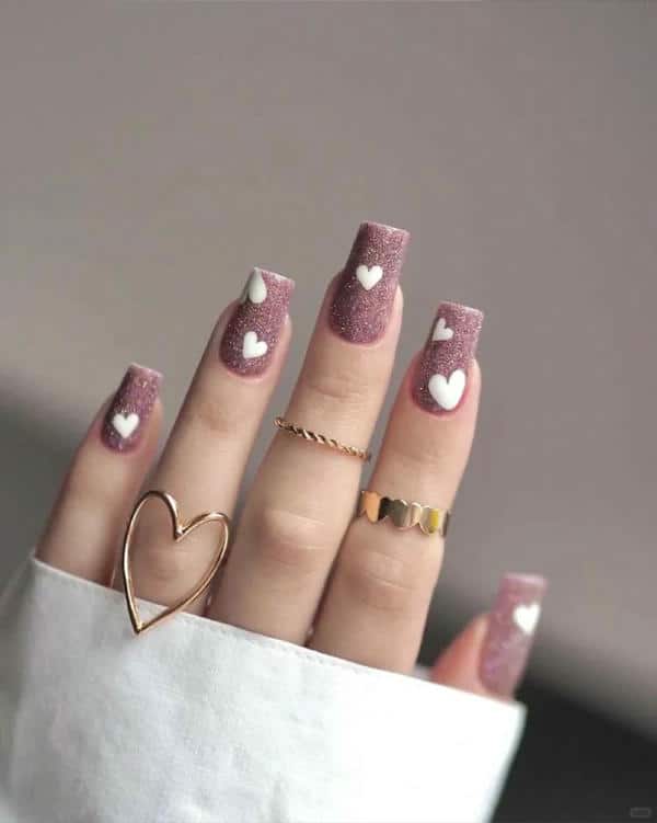 nail hình trái tim 21