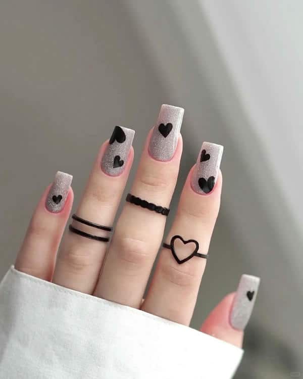 nail hình trái tim 23