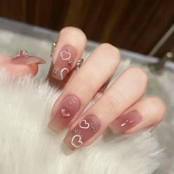 nail hình trái tim 4
