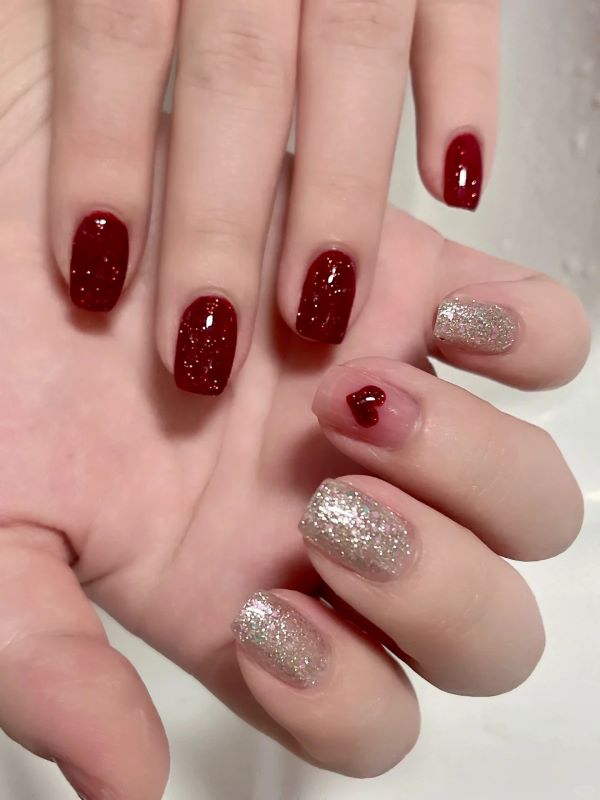 nail kim tuyến 19 