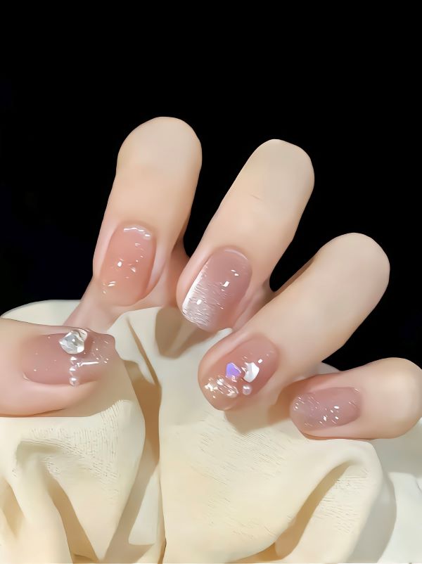 nail kim tuyến 9