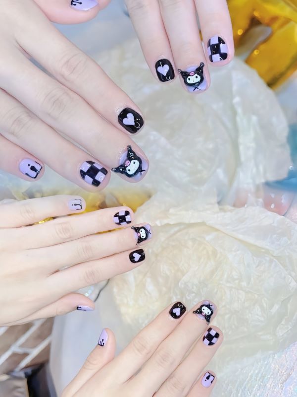 nail kuromi 17