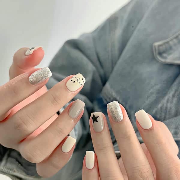 nail mặt cười 30