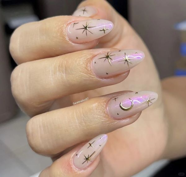 nail mặt trăng 23
