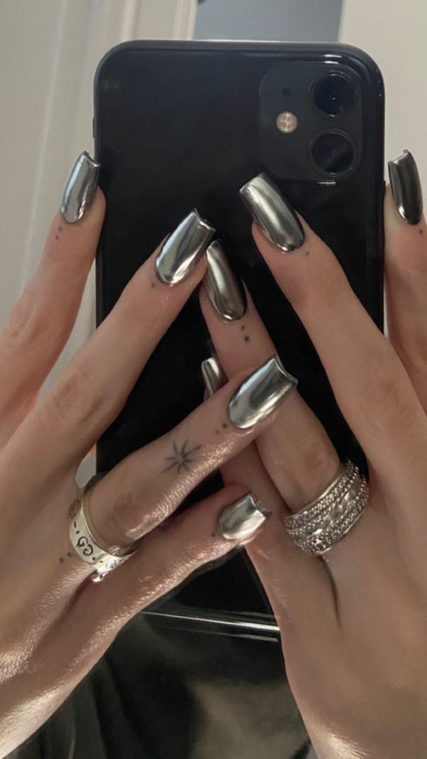 nail màu bạc 20