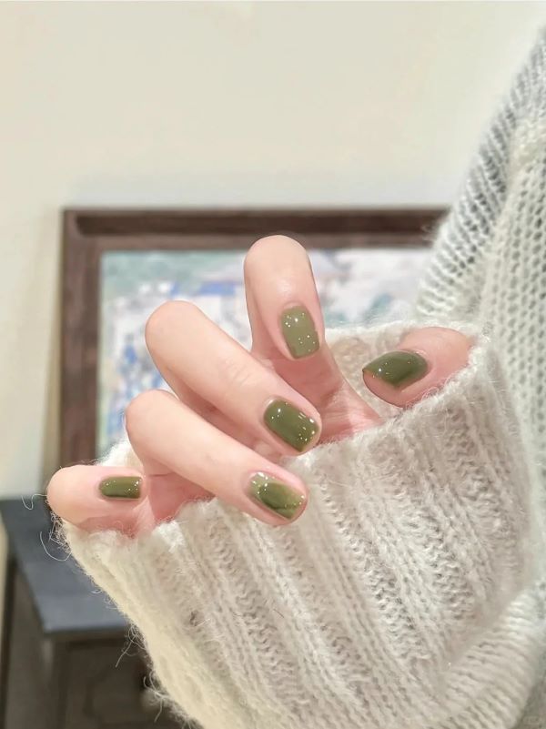 nail màu xanh lá 8