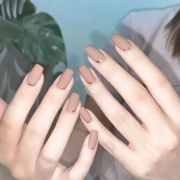 nail nhám 12