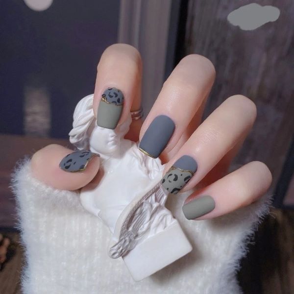 nail nhám 15