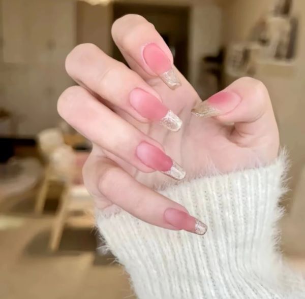 nail nhám 9