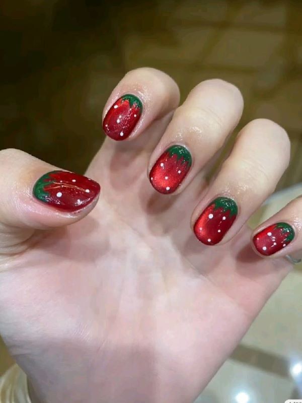 nail quả dâu 13