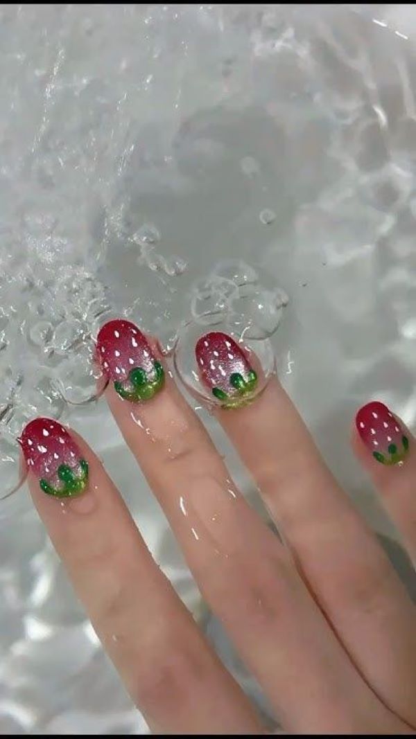 nail quả dâu 24