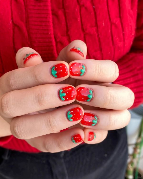 nail quả dâu 4