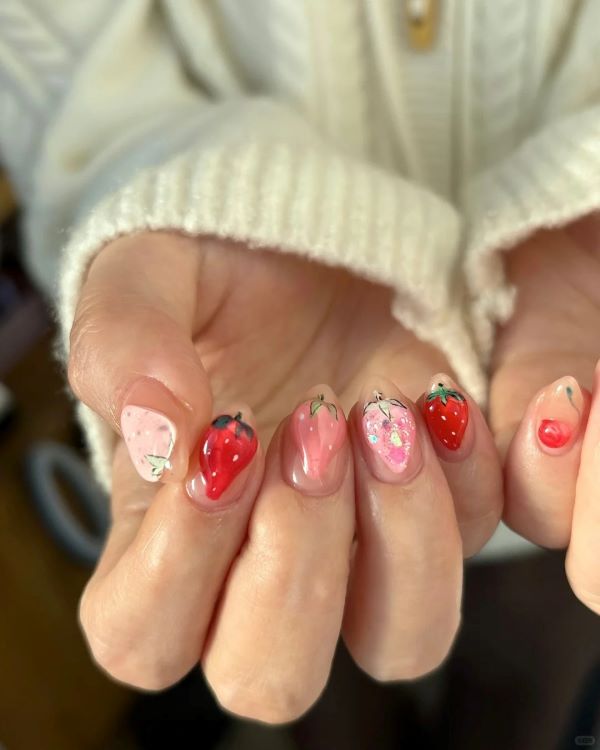 nail quả dâu 7