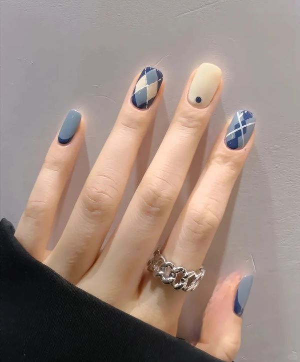 nail xanh coban 12