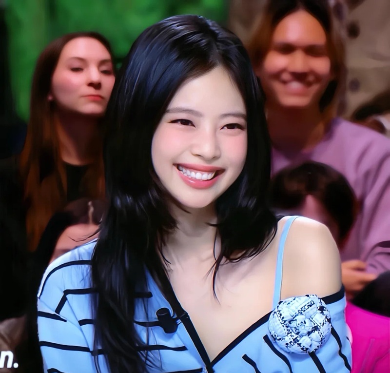 ảnh jennie dễ thương `14