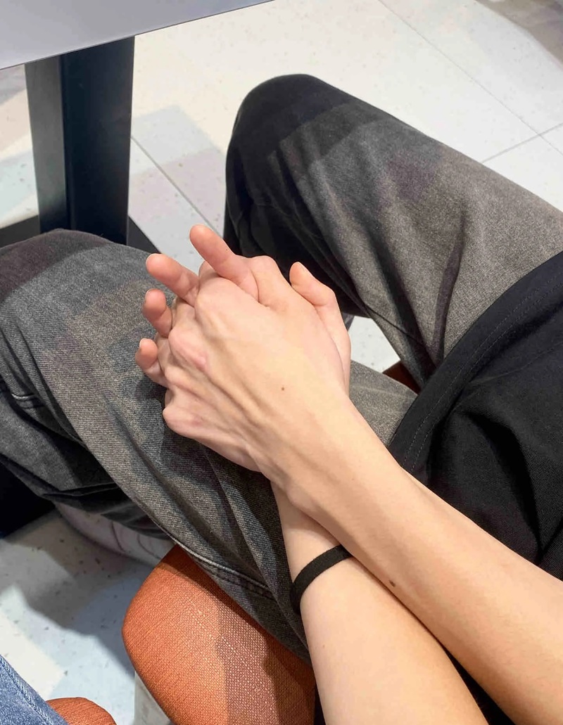 hình ảnh nắm tay người yêu đẹp 34 