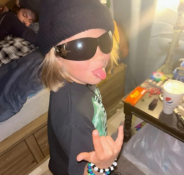 avatar nữ tomboy 16