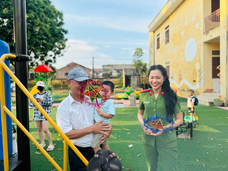 hình ảnh công an nhân dân 15