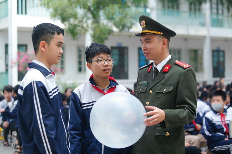 hình ảnh công an nhân dân 37