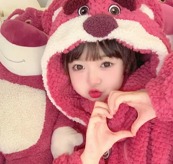 avatar gấu dâu cute 14