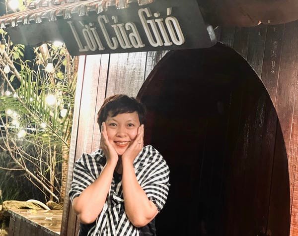 đạo diễn phim mưa đỏ là ai 10