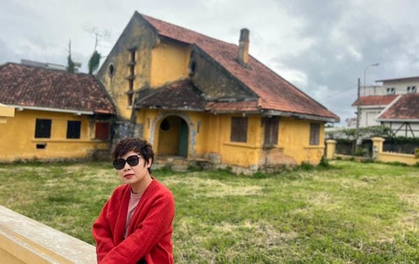 đạo diễn phim mưa đỏ là ai 6