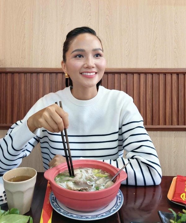 hoa hậu hoàn vũ việt nam năm 2017 là ai 22