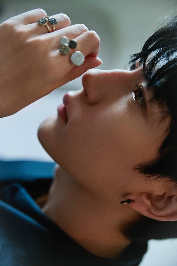 vu mông lung là ai 12