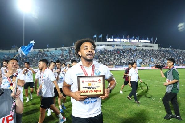 Nguyễn Xuân Son là ai 15