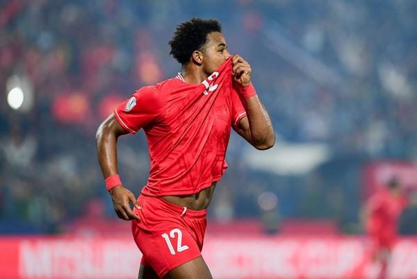 Nguyễn Xuân Son là ai 4