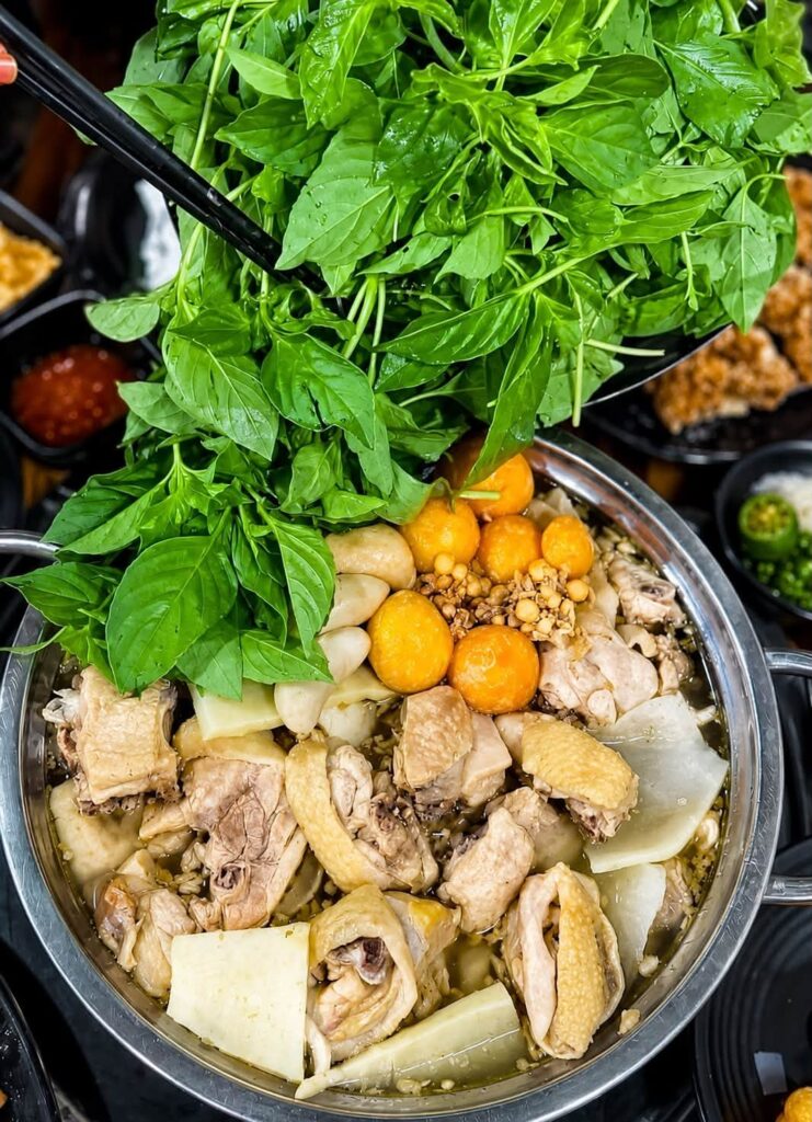 Bí Quyết Cách Nấu Lẩu Gà Lá É Thơm Ngon, Chuẩn Vị Tại Nhà