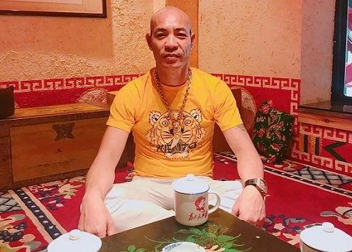 cuong-xop-la-ai-su-that-ve-nhan-vat-gay-tranh-cai-trong-gioi_435