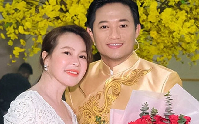 vo-quy-binh-la-ai-he-lo-danh-tinh-va-cuoc-song-hon-nhan_838