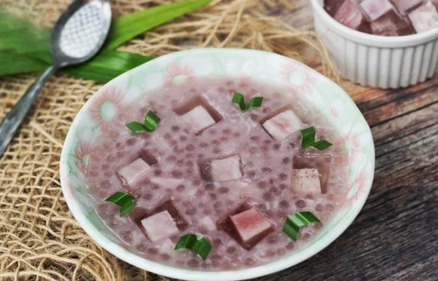 bi-quyet-cach-nau-che-khoai-mon-ngon-nhu-ngoai-hang_193